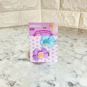 3/$20 🌸 Little Twin Star Hair Clip